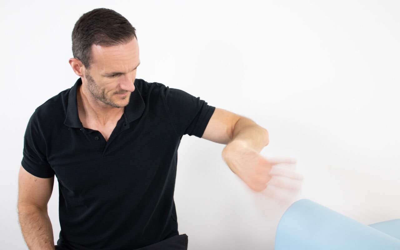 Flick Sign Carpal Tunnel Syndrome Hand & Wrist Assessment