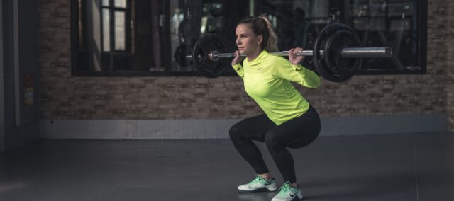 Odporový trénink při gluteální tendinopatii (1)